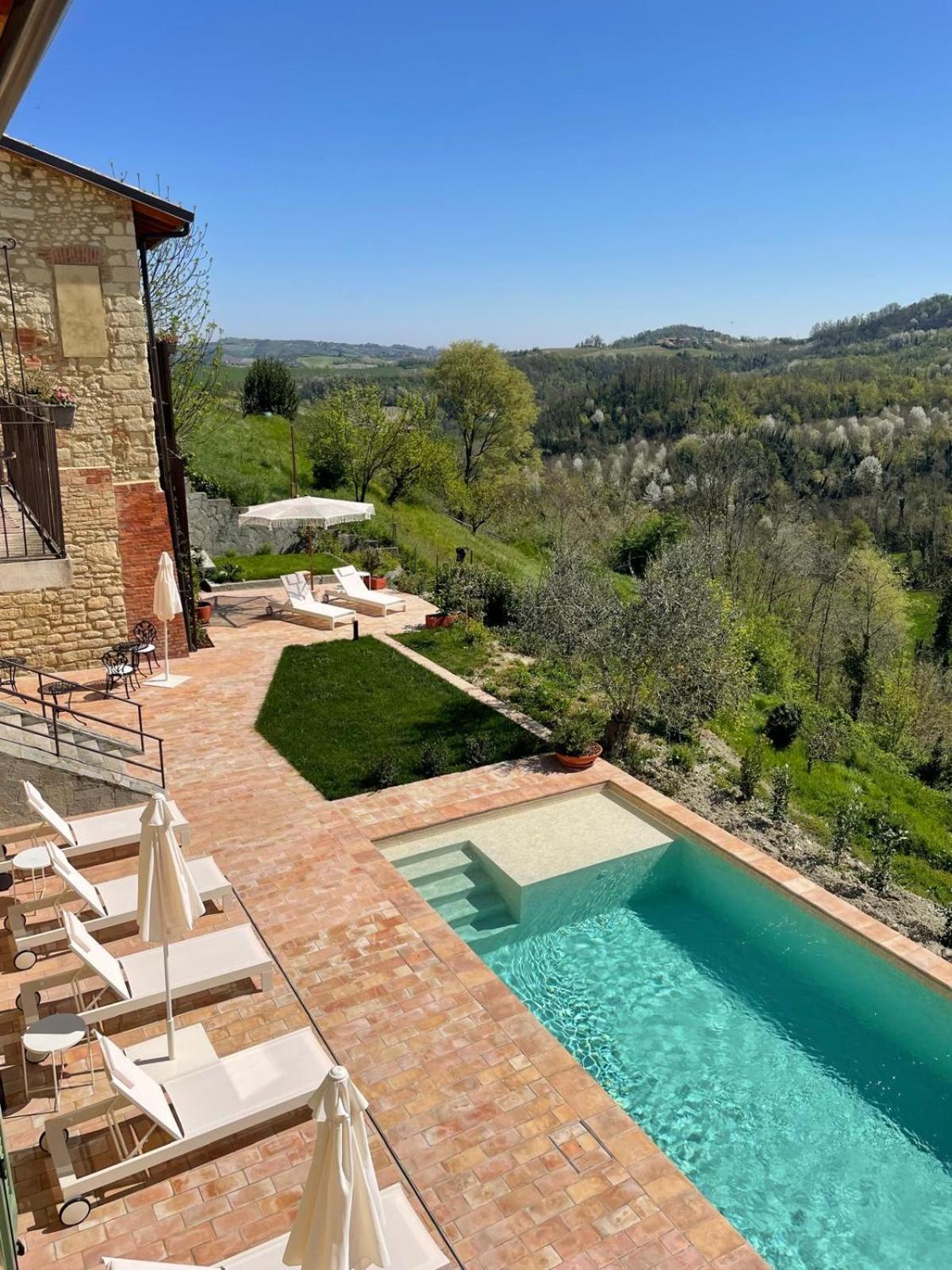 Hotel Relais Dal Cavaliere Castellino  Exterior foto